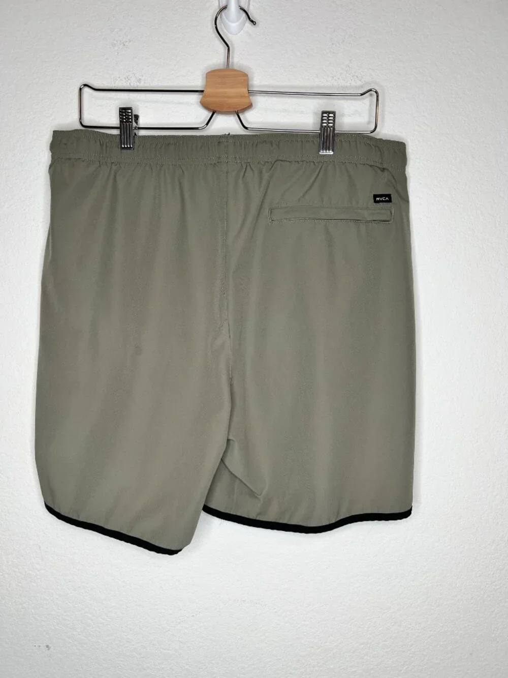RVCA VA Men's Athletic Shorts XL